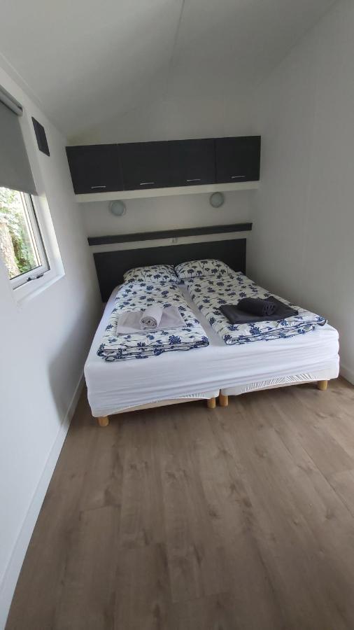 Ruim En Gezellig Chalet Voor 2 Personen Op De Veluwe Recreatiepark De Oude Driest Putten Exteriör bild